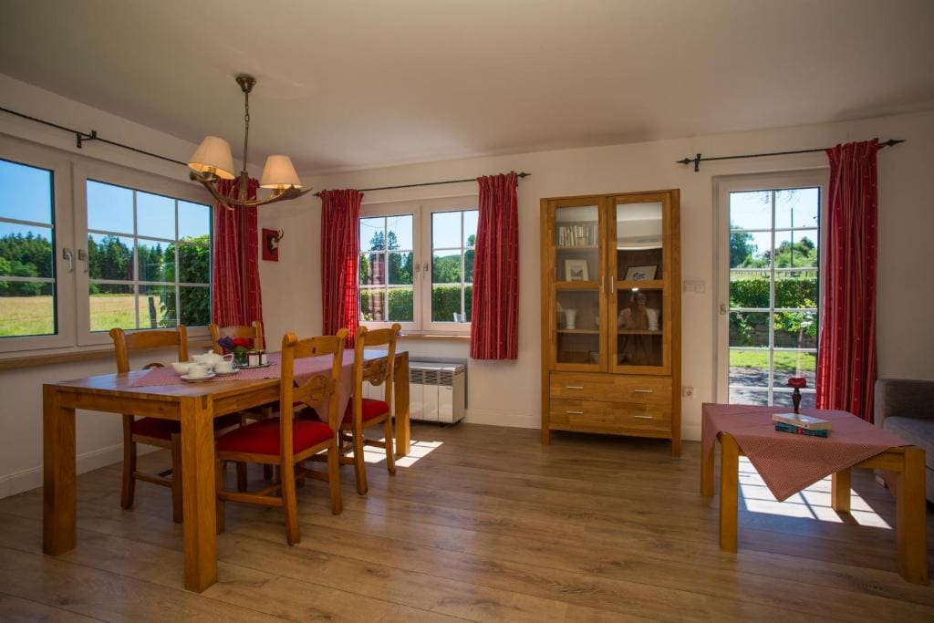 Holiday Home room - Image 1