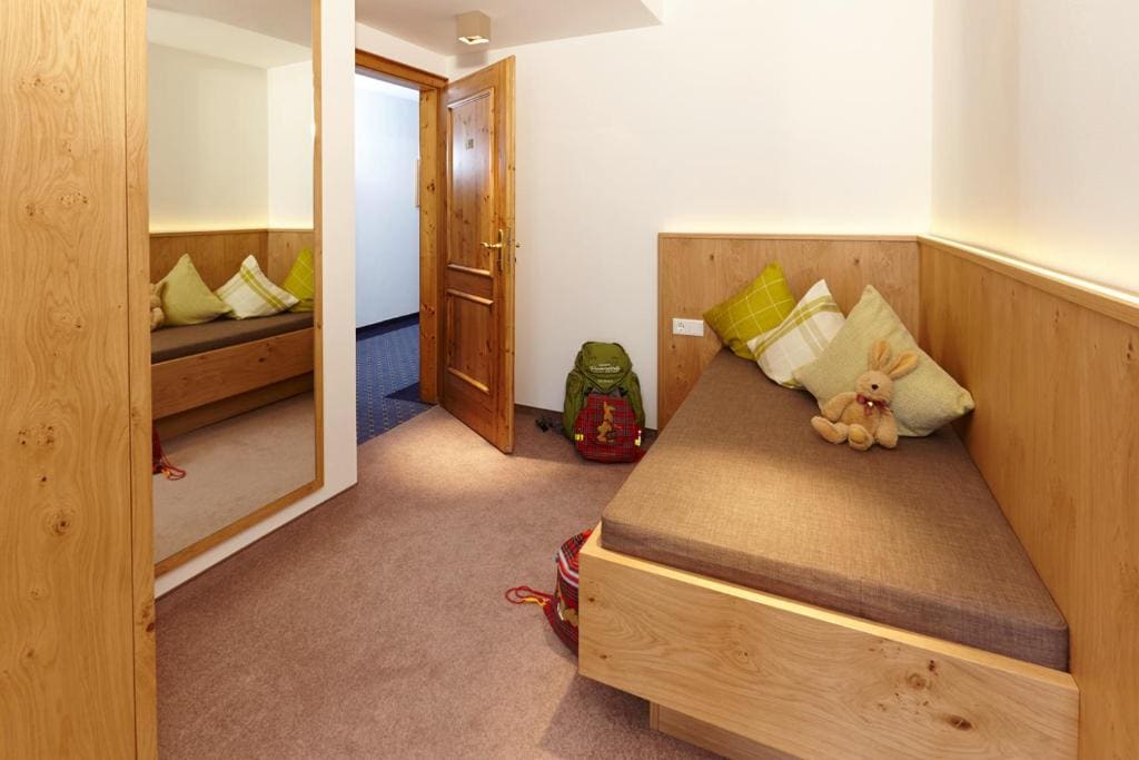 Deluxe Room room - Image 2