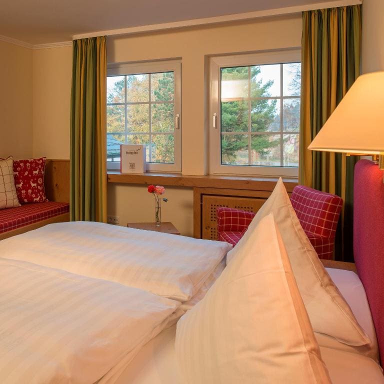 Country Style Double Room room - Image 3