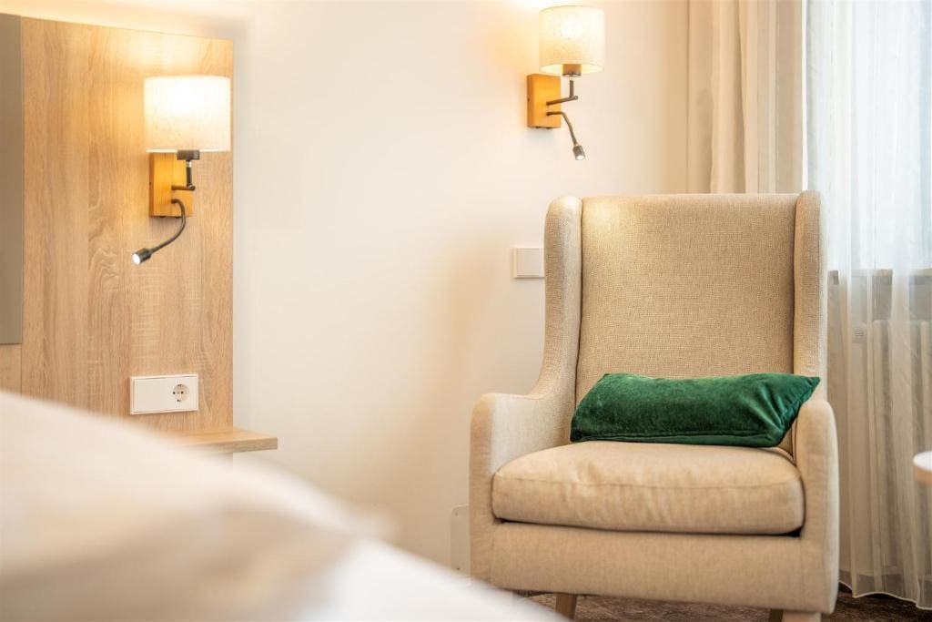 Comfort Room with Balcony room - Image 2