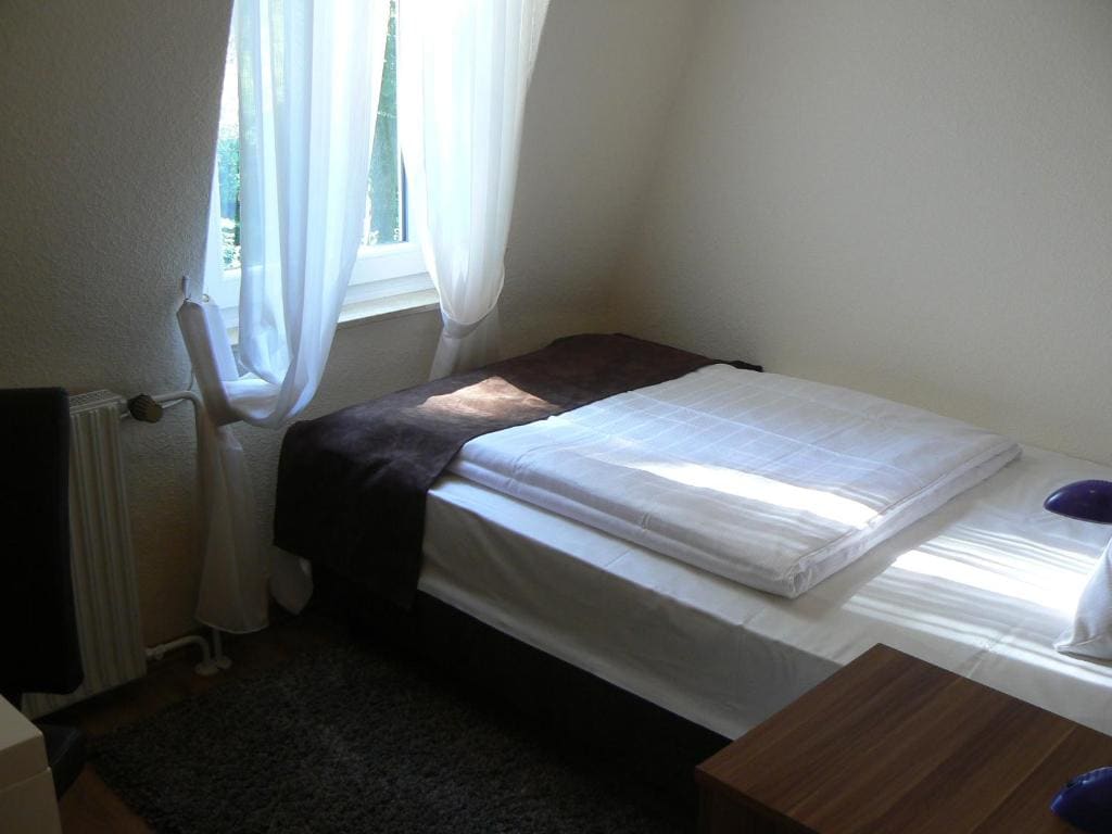 Superior Single Room room - Image 2