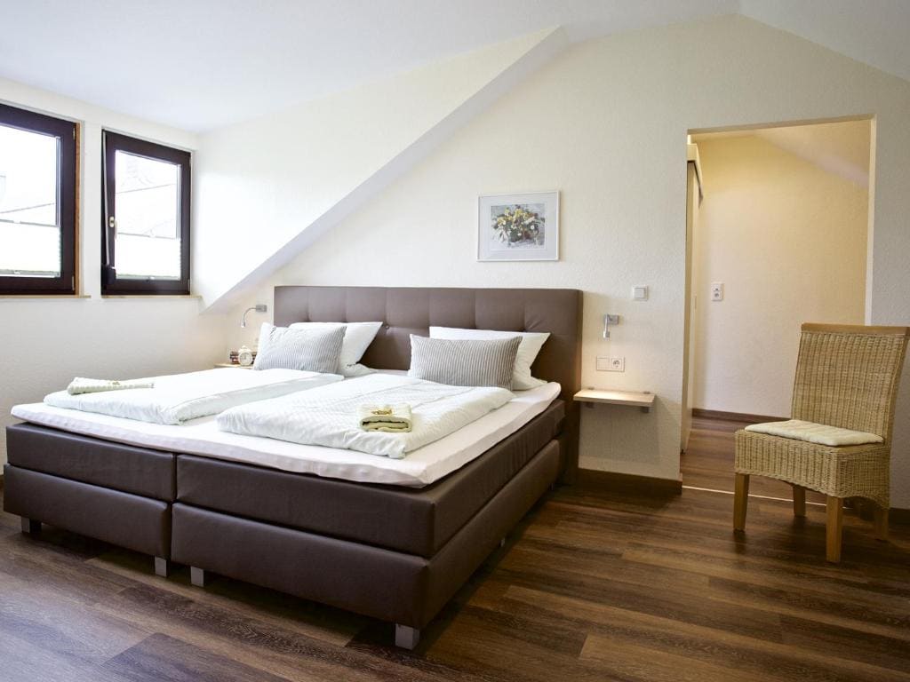 One-Bedroom Apartment room - Image 3