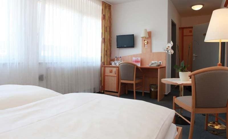 Twin Room room - Image 1