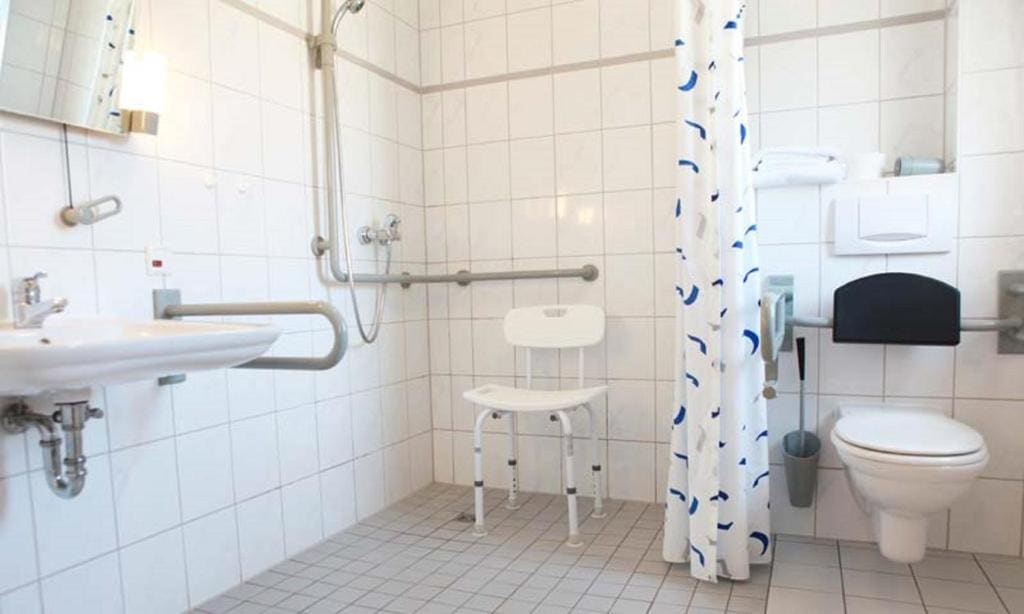 Triple Room - Disability Access room - Image 3