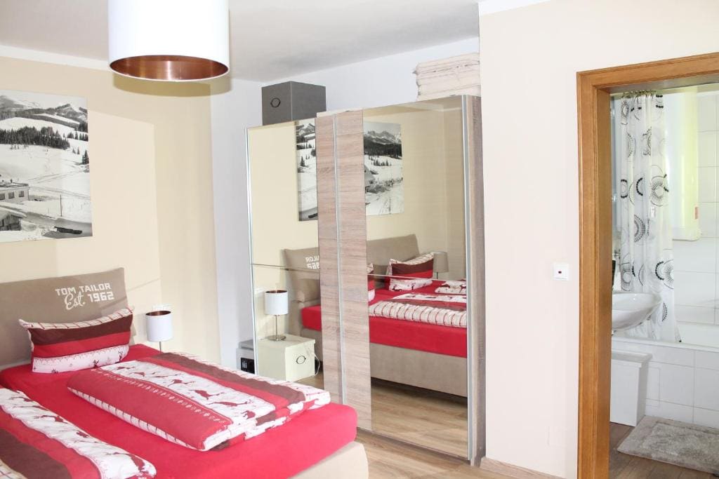 Apartment - Ground Floor room - Image 2