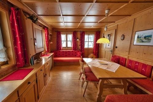 Apartment room - Image 2