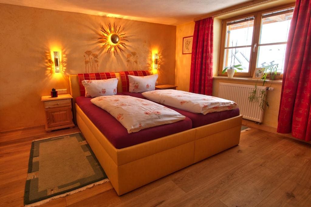 Suite room - Image 1