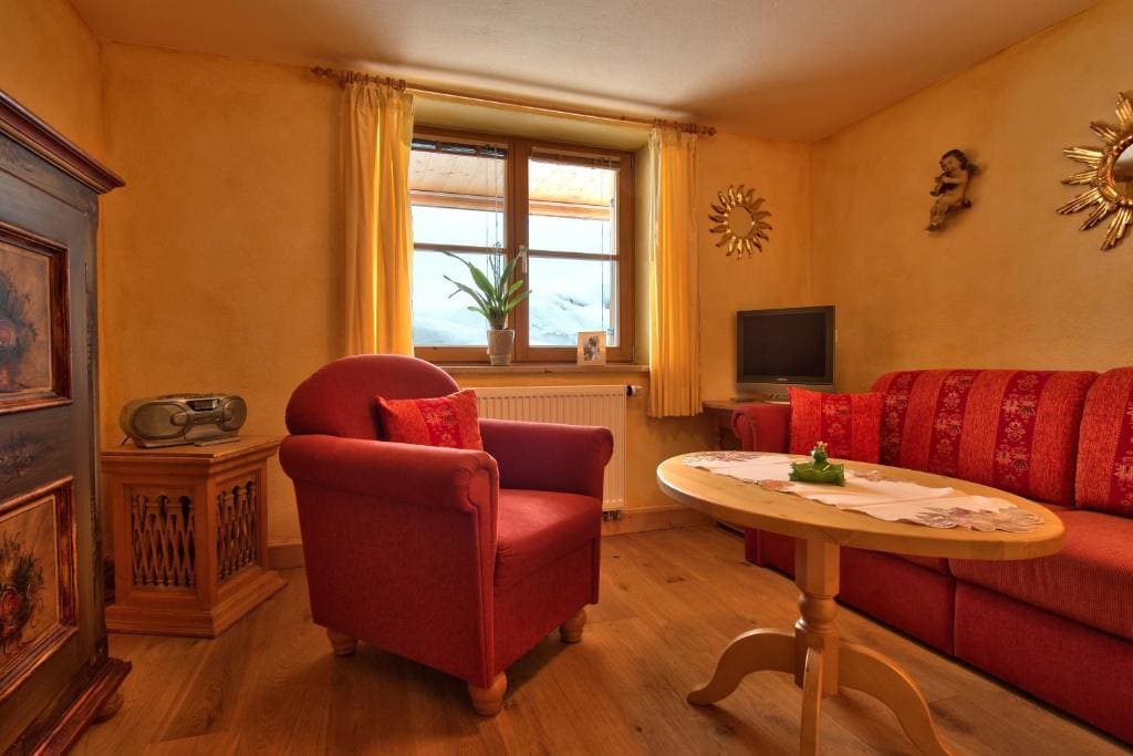 Suite room - Image 2