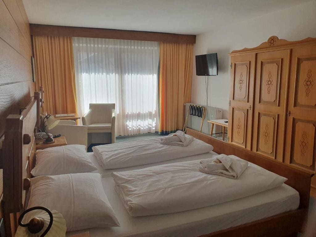 Superior Double Room room - Image 2