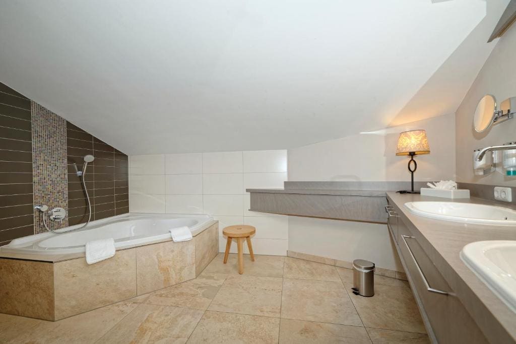 Junior Suite room - Image 2