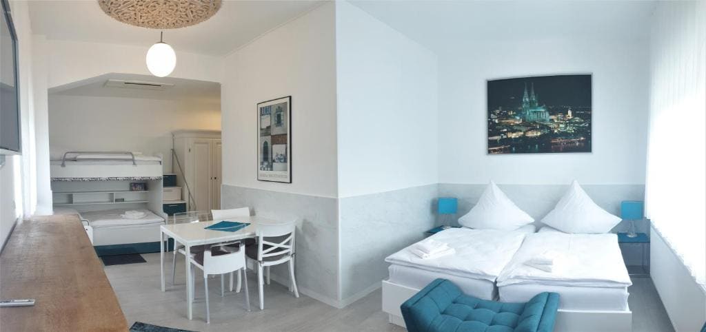 Familienzimmer mit und ohne Klimaanlage (Check-In max. 20h/08:00p.m.) room - Image 3