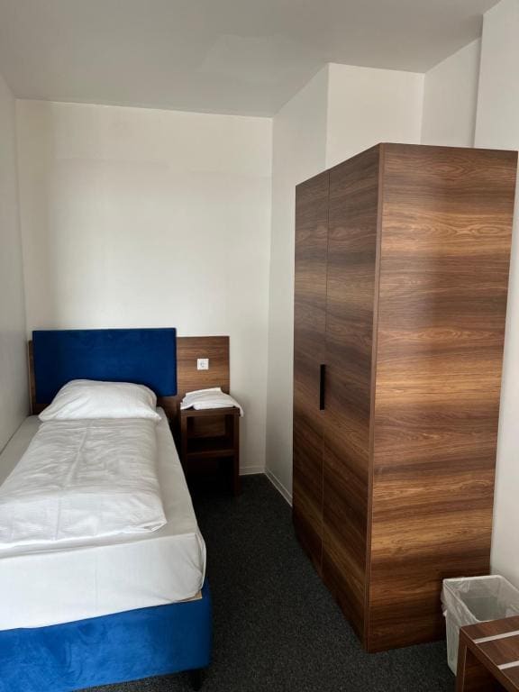 Quadruple Room with Balcony room - Image 1