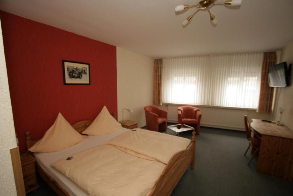Classic Double Room room - Image 2