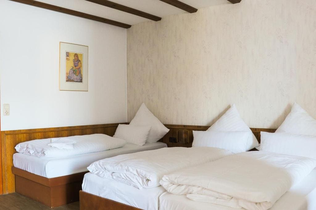 Deluxe Triple Room room - Image 2
