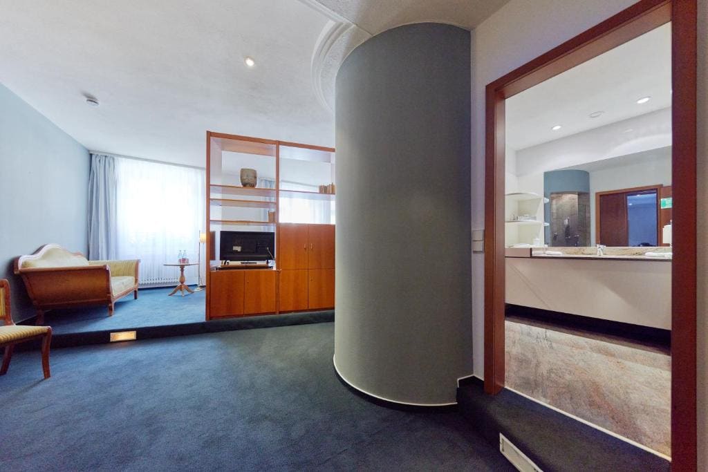 Suite room - Image 1