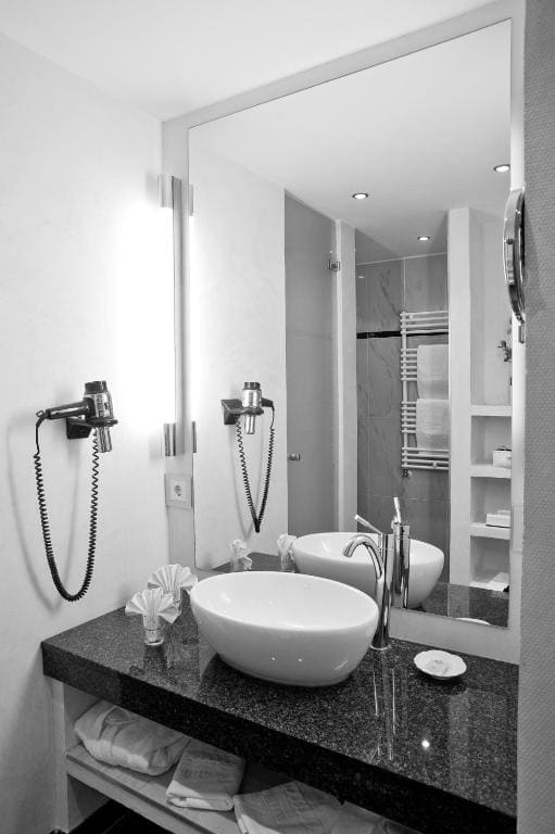 Comfort Double Room room - Image 3