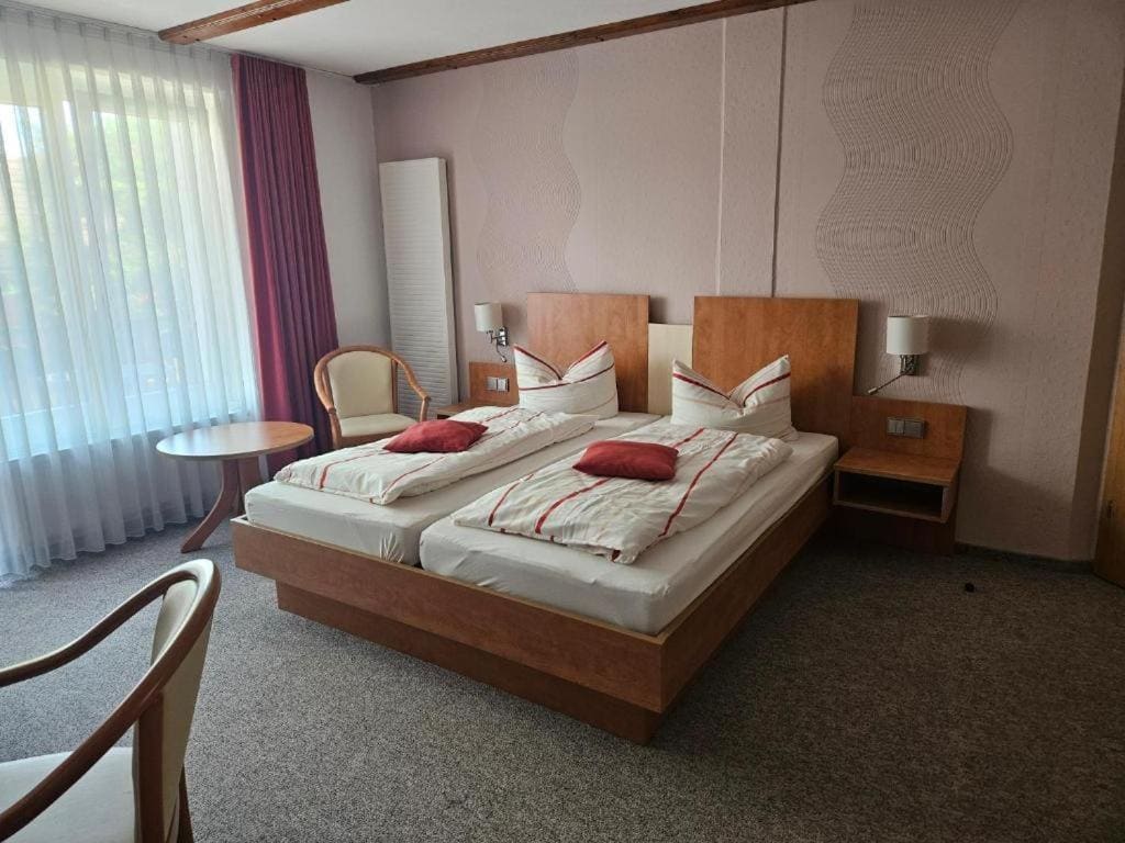 Double Room with Private Bathroom room - Image 2