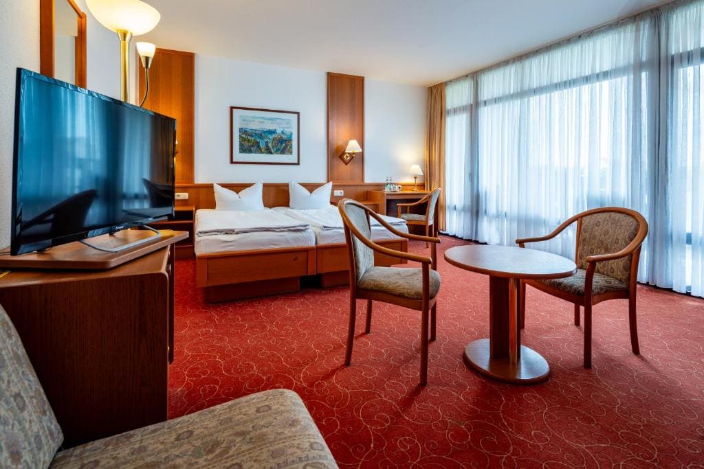 Comfort Double Room with Balcony room - Image 2