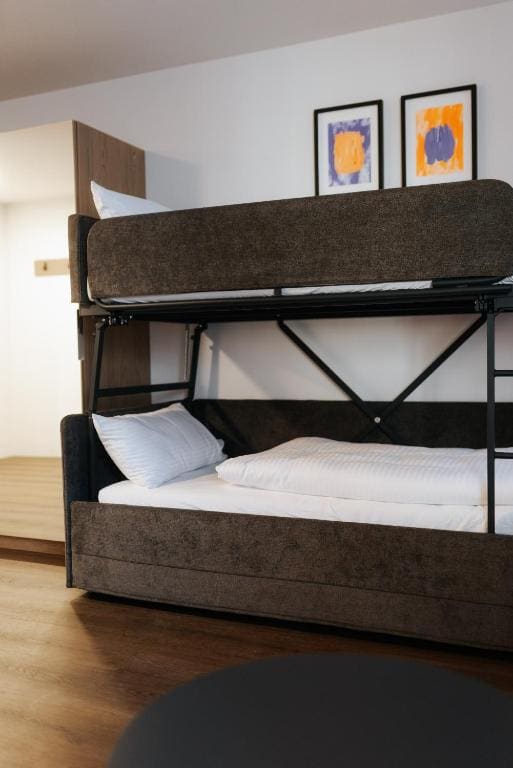 King Suite room - Image 1