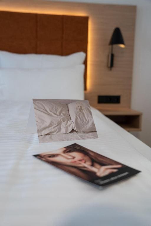 King Suite room - Image 3