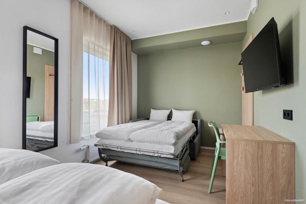Family Double Room with Sofa Bed - Non-Smoking room - Image 1