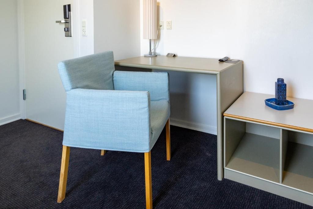Small Double Room room - Image 1