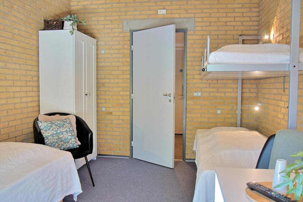 Standard Triple Room room - Image 1