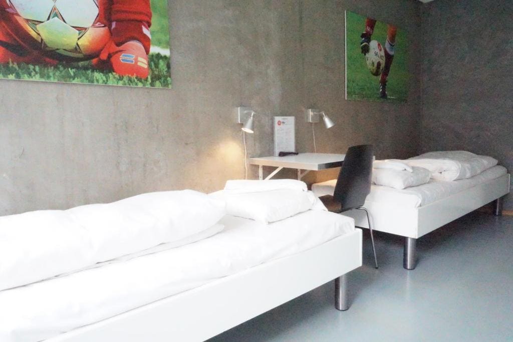 Standard Twin Room room - Image 3