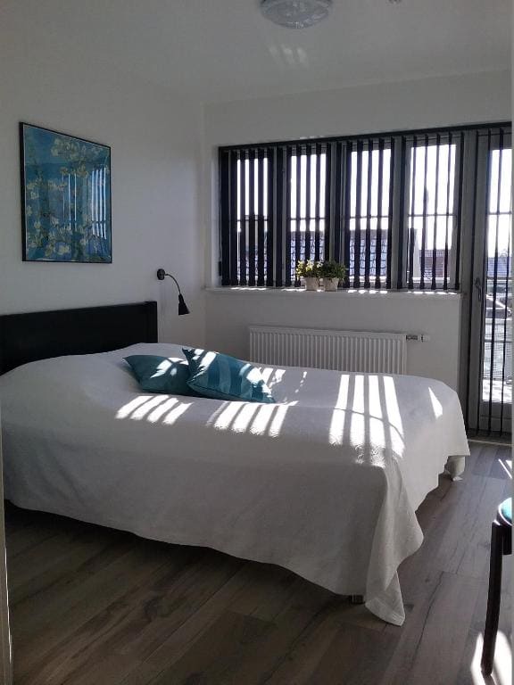 Small Twin Room room - Image 1