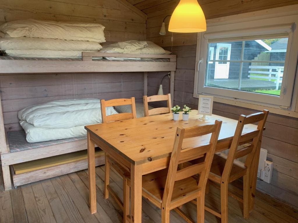 Cottage with Shared Bathroom room - Image 3