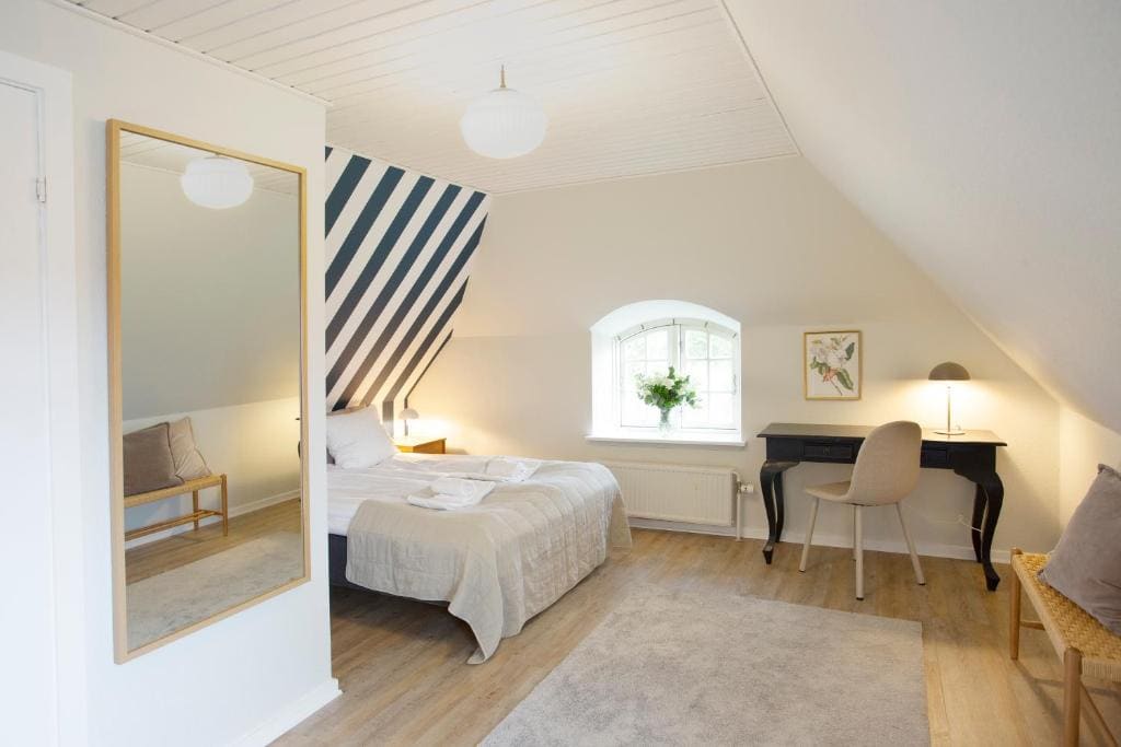 Standard Double Room room - Image 3