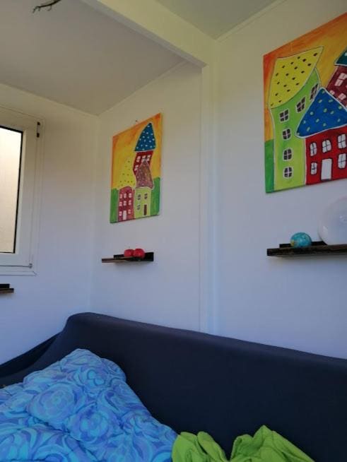 Tent room - Image 2