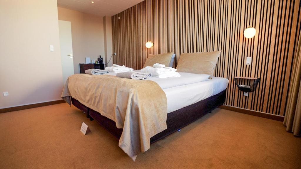 Junior Suite with Ocean View room - Image 3