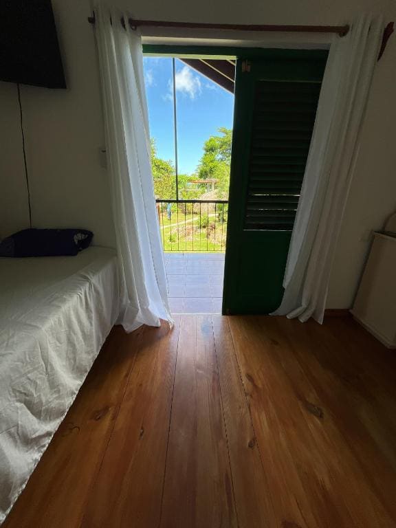 Double Room with Balcony and Sea View room - Image 2