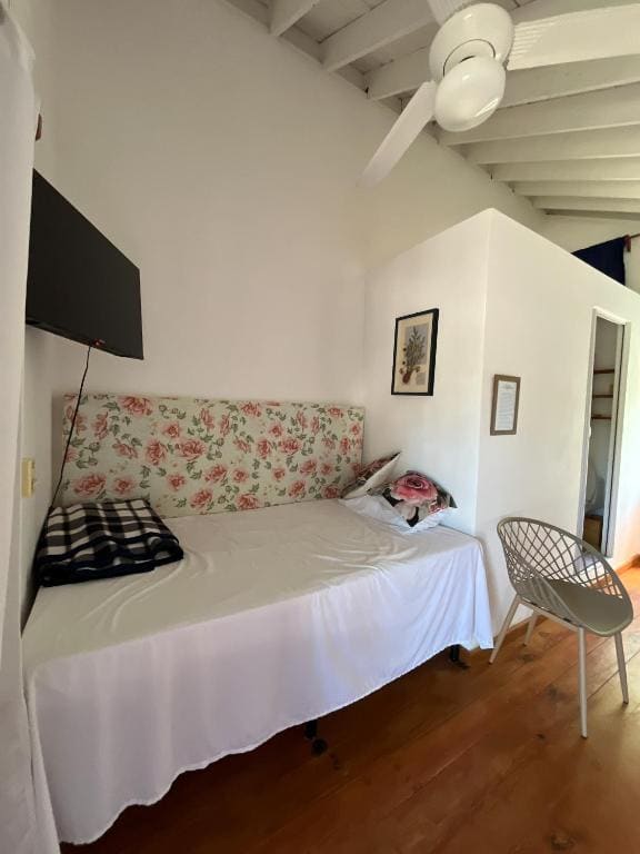Double Room with Balcony and Sea View room - Image 1