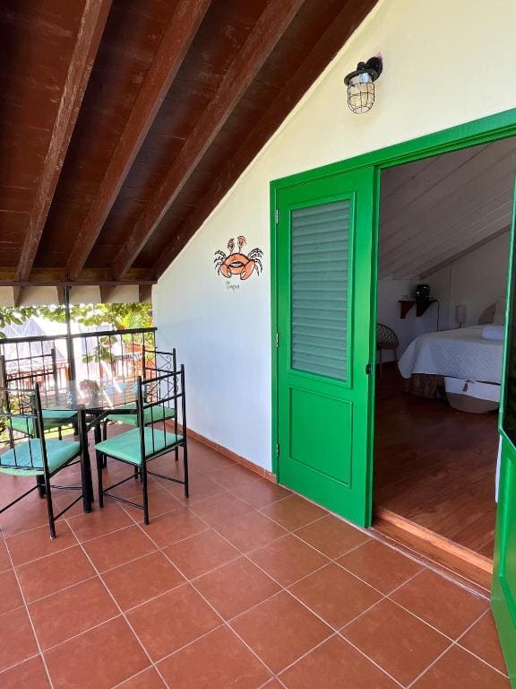 Double Room with Balcony and Sea View room - Image 3