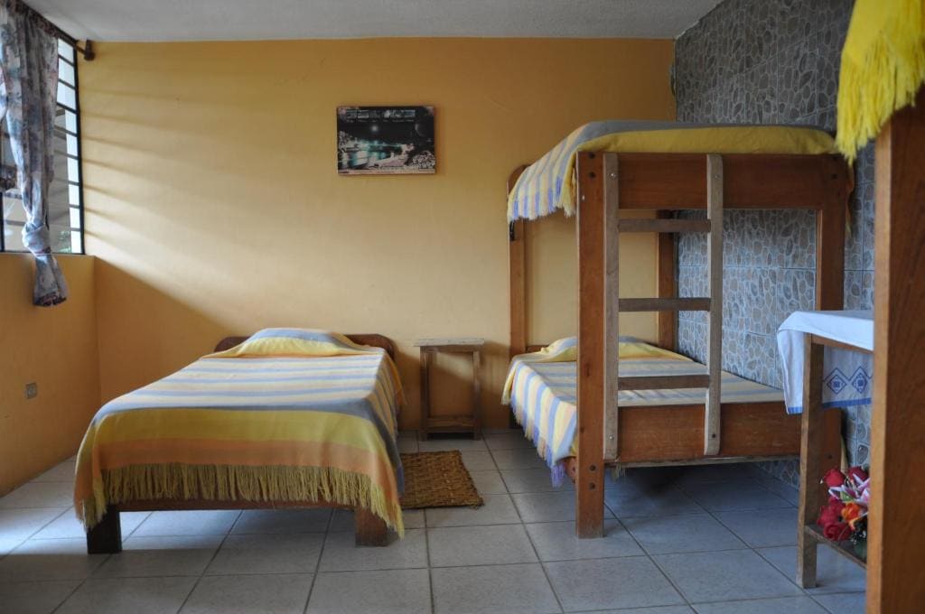 Family Room room - Image 1