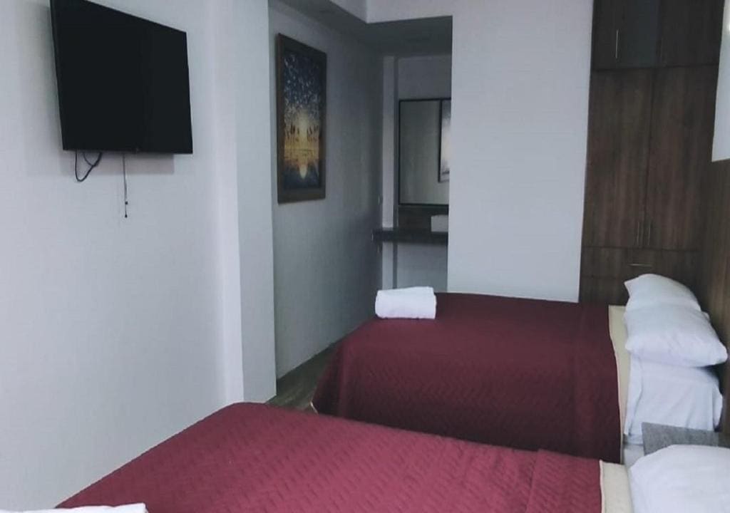 Quadruple Room room - Image 3