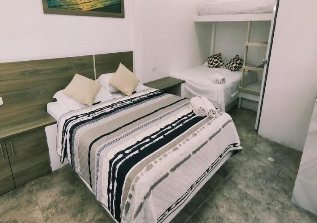 Family Room room - Image 1