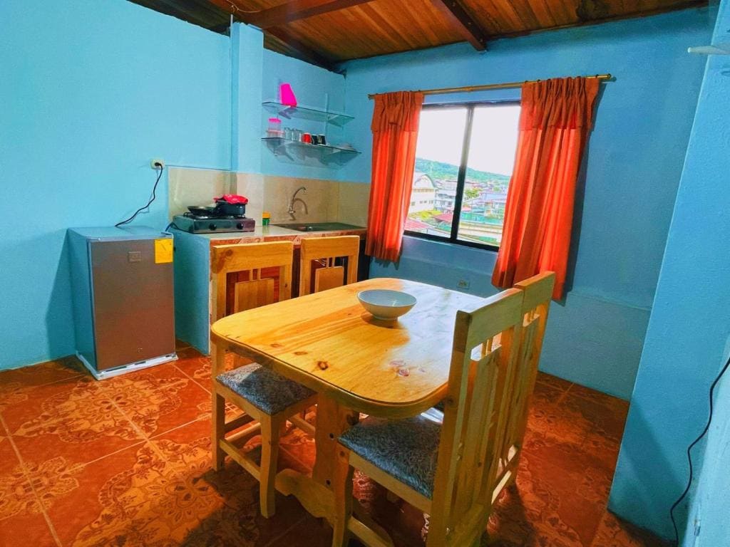 Family Room room - Image 1
