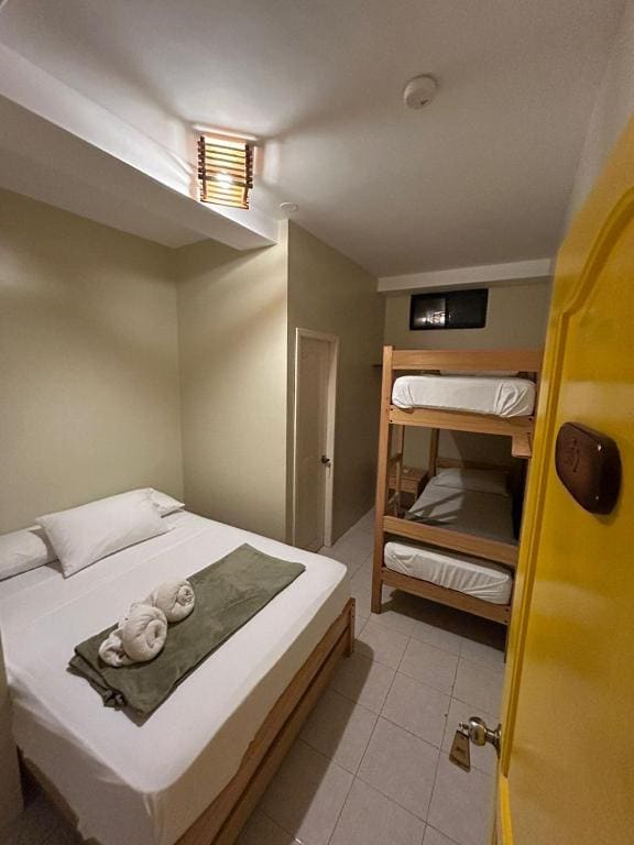 Triple Room with Private Bathroom room - Image 3