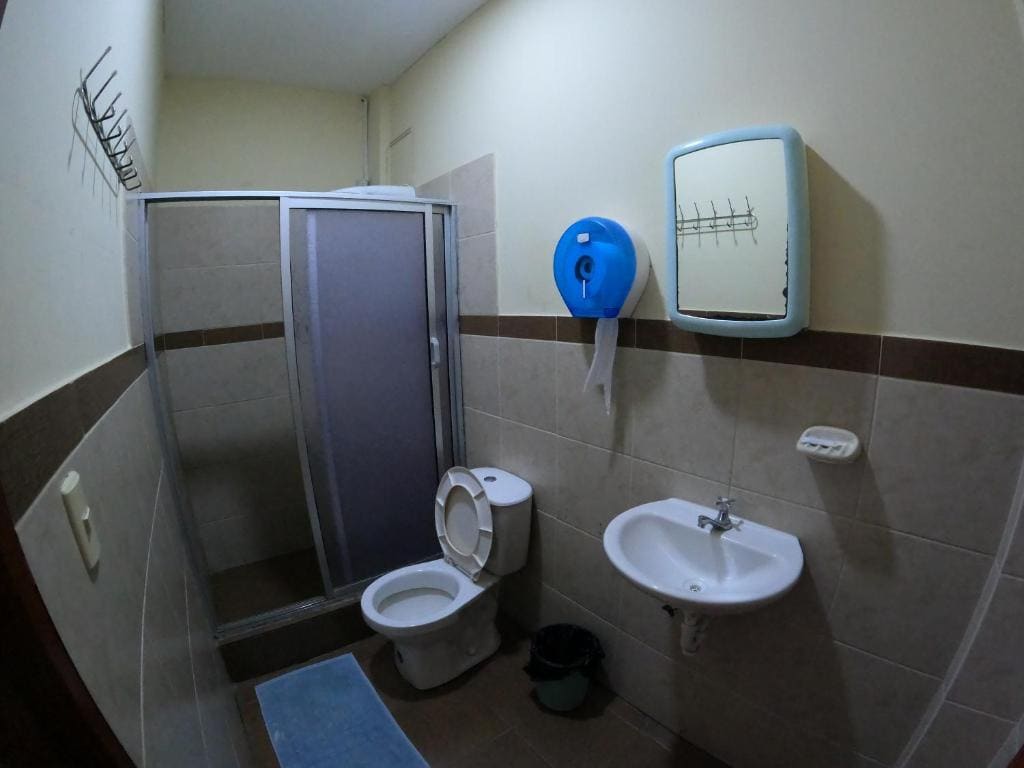 Classic Triple Room room - Image 2