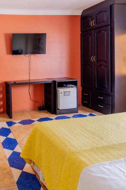 Large Double Room room - Image 1