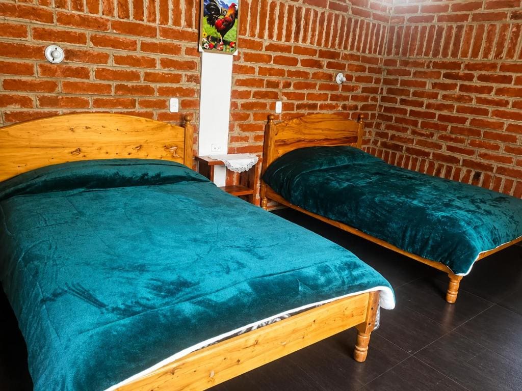Twin Room with Mountain View room - Image 2