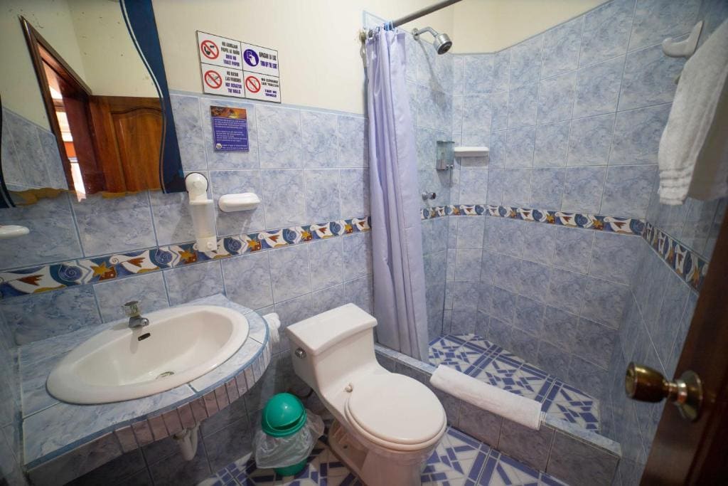 Budget Double Room room - Image 2