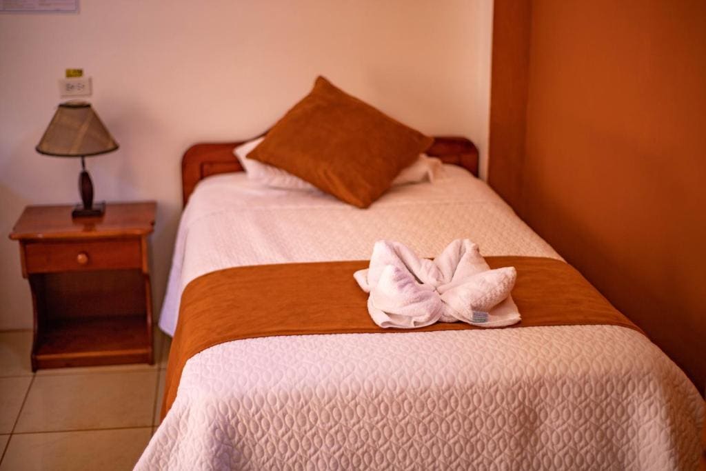 Budget Double Room room - Image 3
