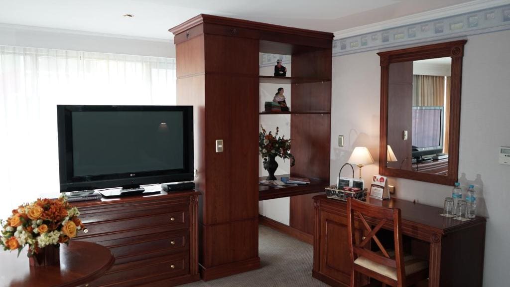 Executive Suite room - Image 2