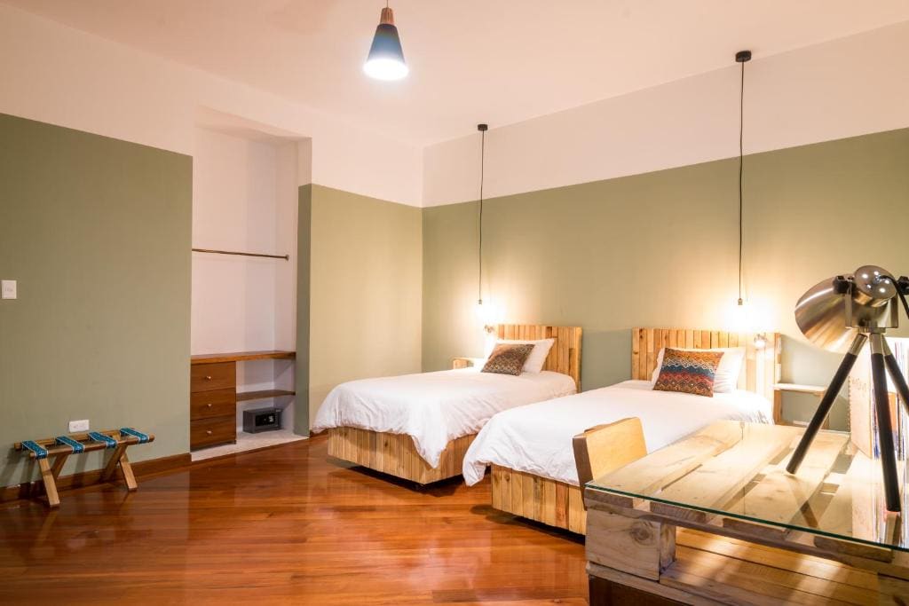 Superior Twin Room room - Image 2