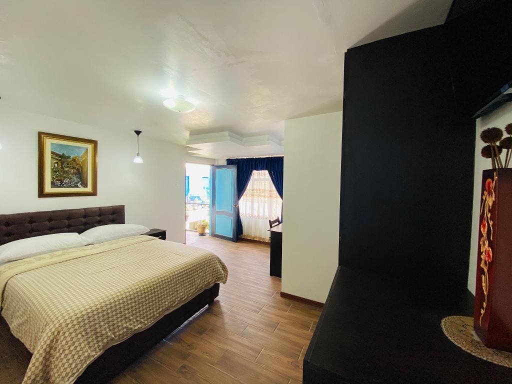 King Suite room - Image 1