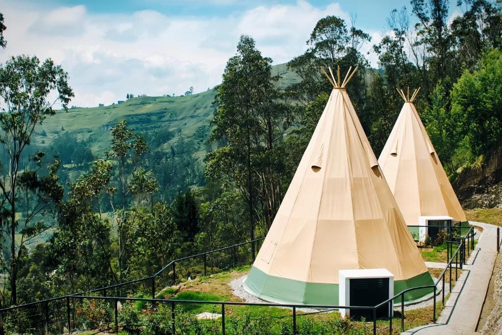 Tent room - Image 2